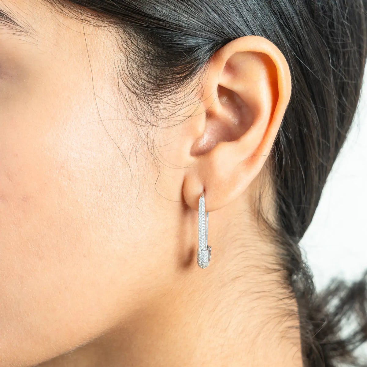 Minimalist Pin 925 Silver Earrings — detail view 3