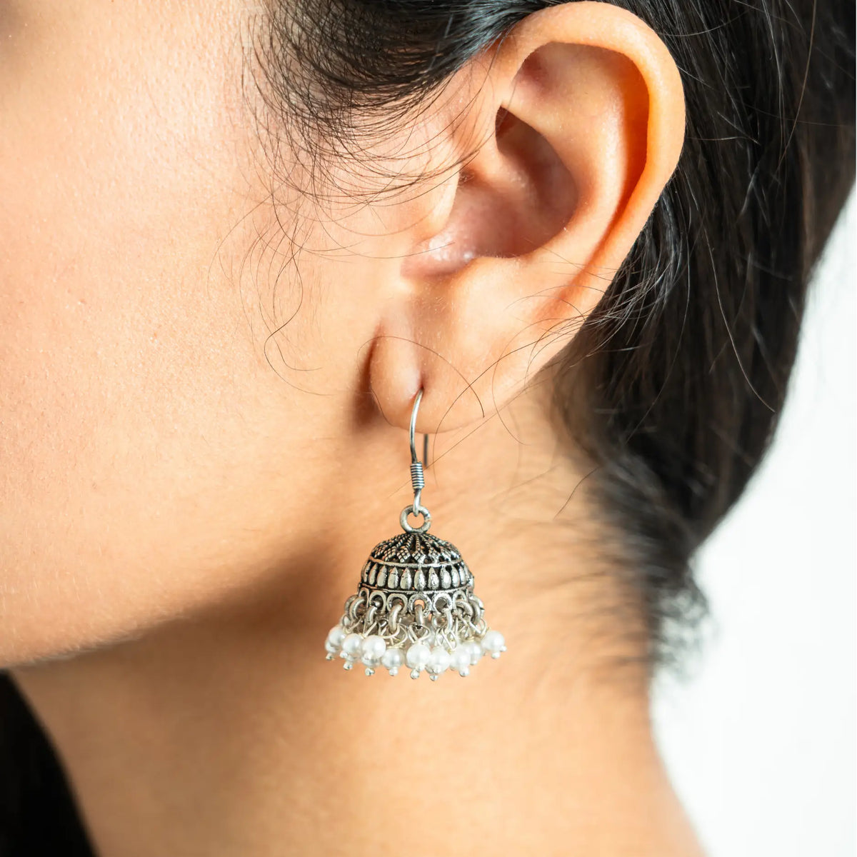 Indian Pearl Hook 925 Silver Jhumki — detail view 3
