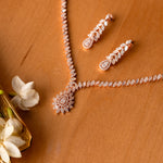 Load image into Gallery viewer, Royal Bloom Necklace Set